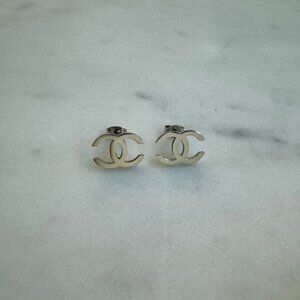 Brand New - C Earrings - Silver - Studs